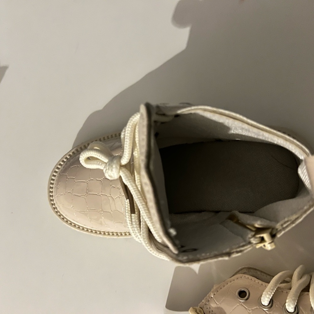Cream Chukka Boots with Lace-Up Design and Durable Rubber Sole - Picture 5 of 5
